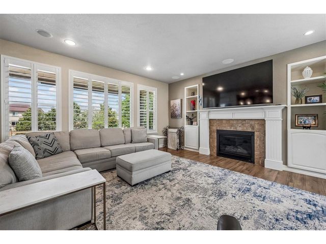 6209 S Jamestown Ct, Aurora, CO 80016