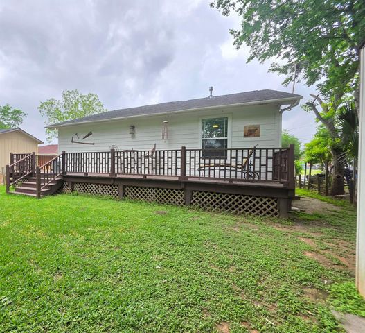 1316 Rampart Street, Bay City, TX 77414