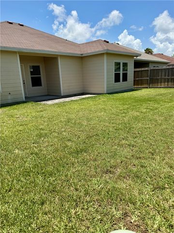 7646 Granite Dr, Corpus Christi, TX 78414