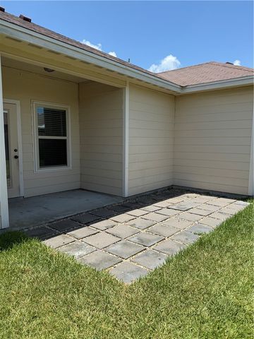 7646 Granite Dr, Corpus Christi, TX 78414