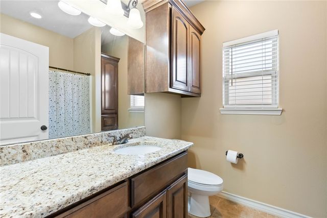 7646 Granite Dr, Corpus Christi, TX 78414