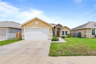 7646 Granite Dr, Corpus Christi, TX 78414