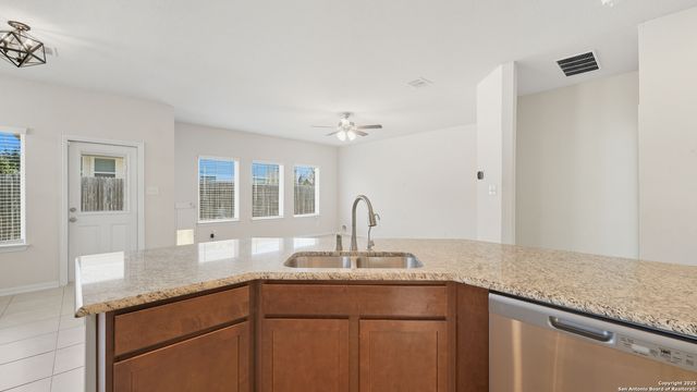 8939 Arundal, Converse, TX 78109