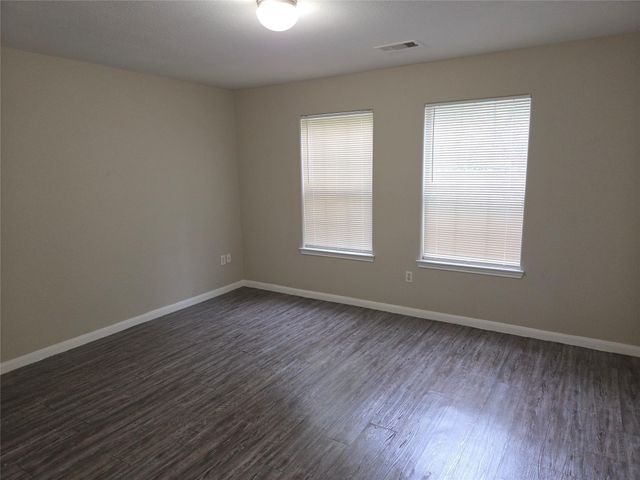 10015 Wiloak Street B, Houston, TX 77078