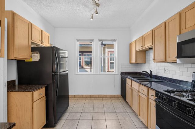 1571 7th Street E, Saint Paul, MN 55106