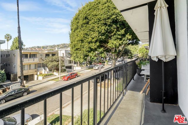 8011 Romaine Street, Los Angeles, CA 90046