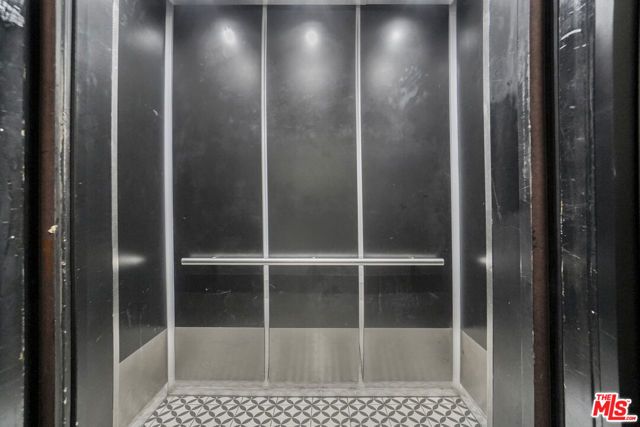 8011 Romaine Street, Los Angeles, CA 90046