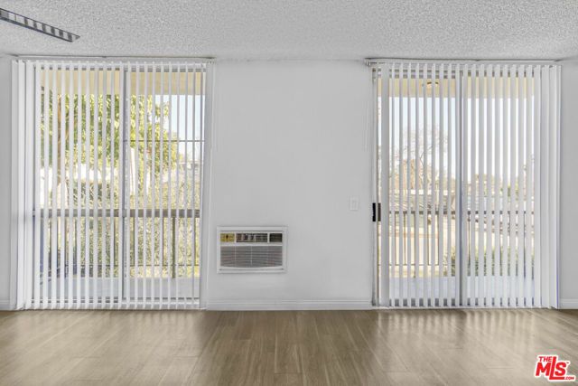 8011 Romaine Street, Los Angeles, CA 90046