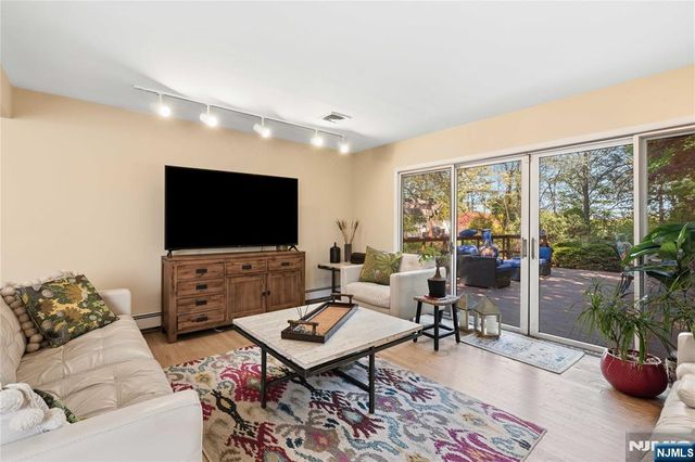 1675 Broad Street, Bloomfield, NJ 07003