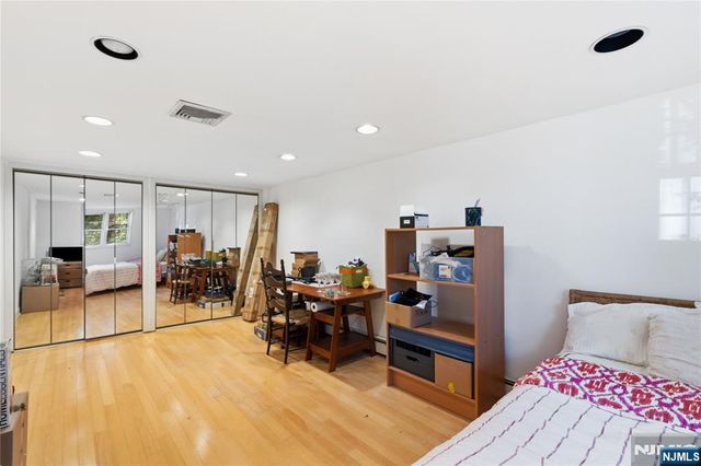 1675 Broad Street, Bloomfield, NJ 07003