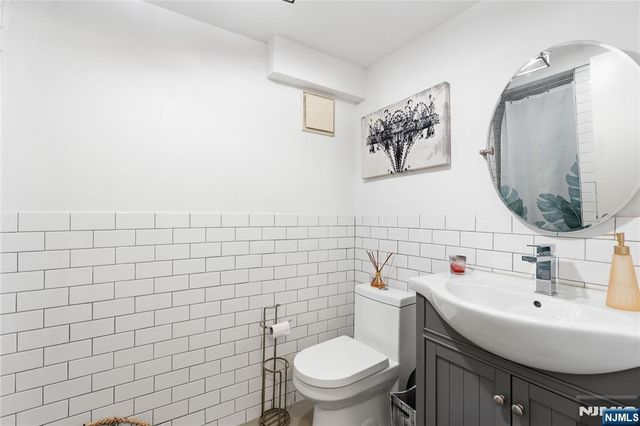 1675 Broad Street, Bloomfield, NJ 07003