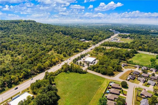 4.83 acres on Martin Luther King, Fayetteville, AR 72704