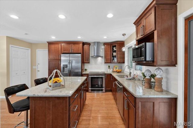 6 Duddin Court, Manchester, MO 63021