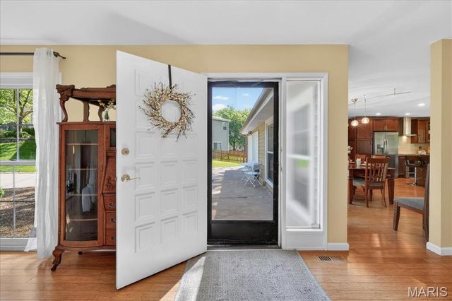 6 Duddin Court, Manchester, MO 63021
