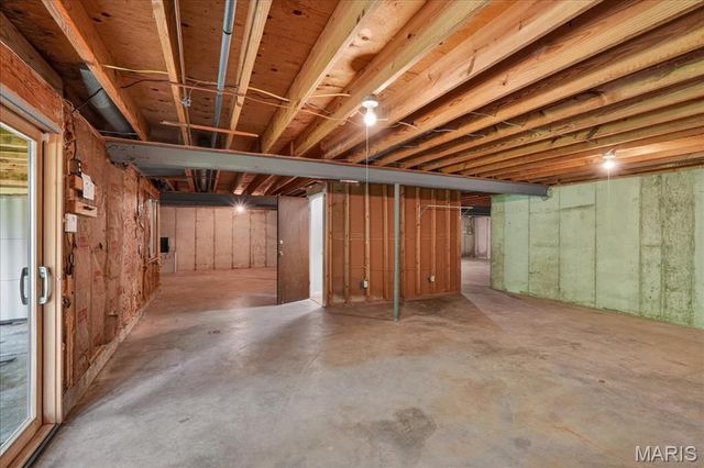 6 Duddin Court, Manchester, MO 63021