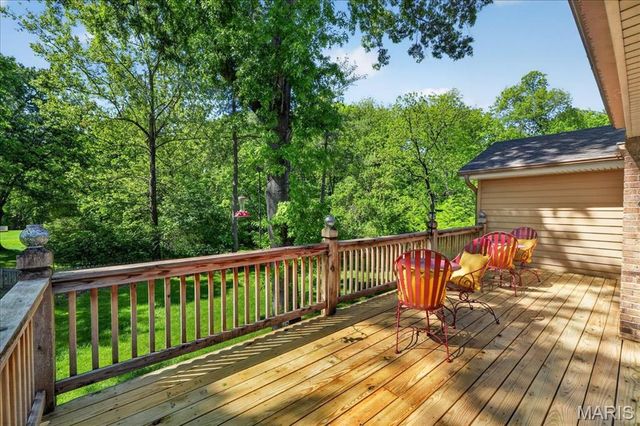 6 Duddin Court, Manchester, MO 63021