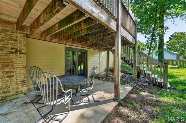 6 Duddin Court, Manchester, MO 63021