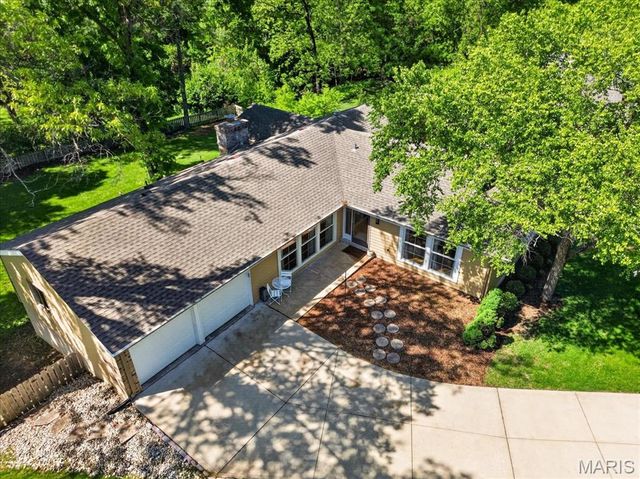 6 Duddin Court, Manchester, MO 63021