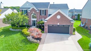 48806 Michaywe Drive, Macomb, MI 48044