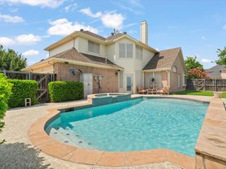 1813 Stewart Drive, Carrollton, TX 75010