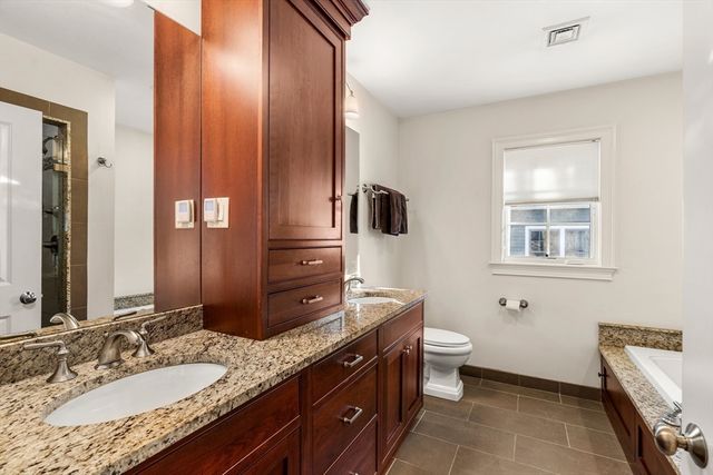 40 Knowles Road, Watertown, MA 02472