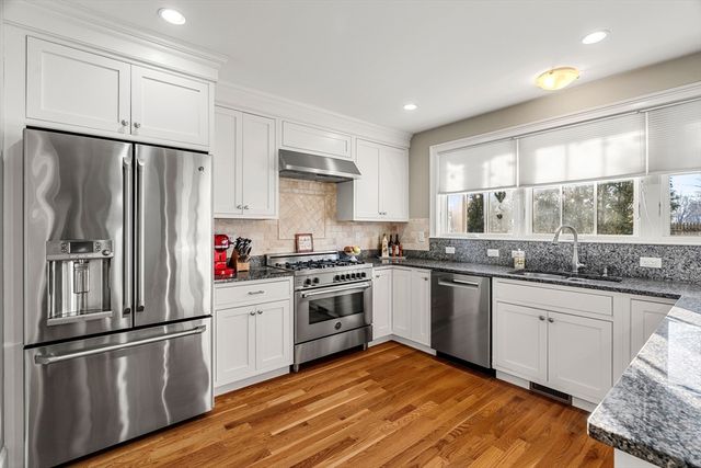 40 Knowles Road, Watertown, MA 02472