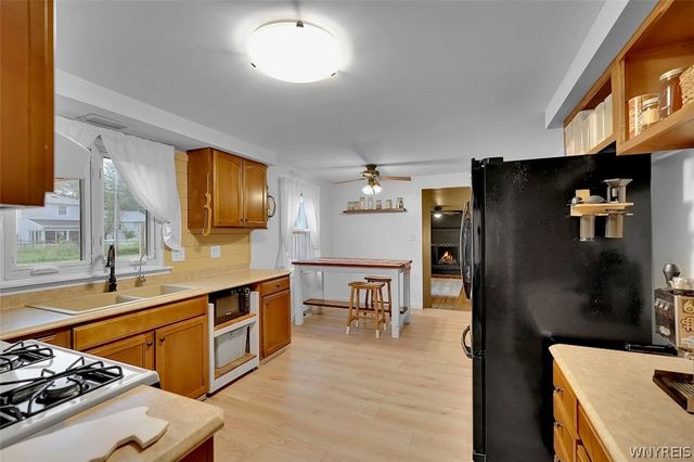 387 Seabrook Drive, Amherst, NY 14221