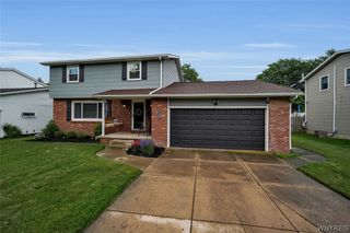 387 Seabrook Drive, Amherst, NY 14221