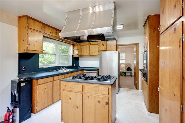 119 Crystal Lake Drive, North Augusta, SC 29841