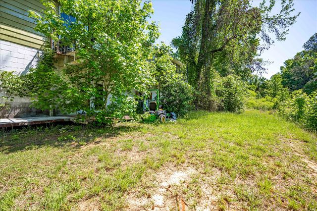 119 Crystal Lake Drive, North Augusta, SC 29841