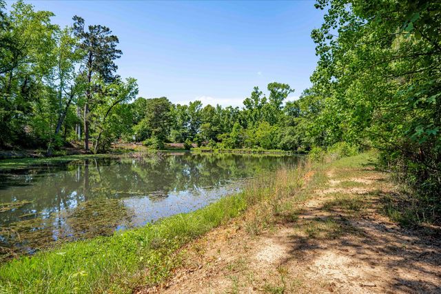 119 Crystal Lake Drive, North Augusta, SC 29841