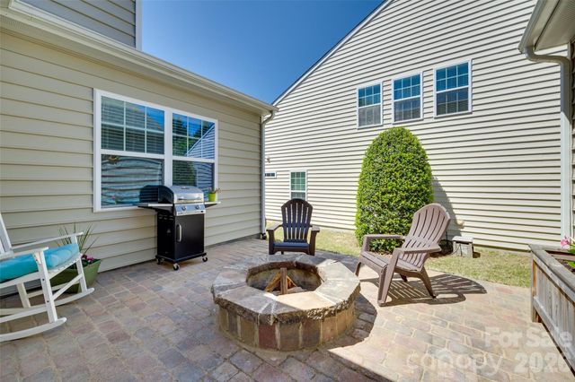 1521 Deer Meadows Drive, Waxhaw, NC 28173