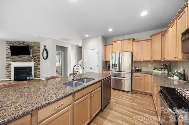 1521 Deer Meadows Drive, Waxhaw, NC 28173