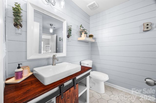 1521 Deer Meadows Drive, Waxhaw, NC 28173