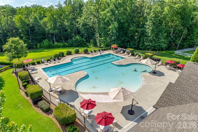 1521 Deer Meadows Drive, Waxhaw, NC 28173