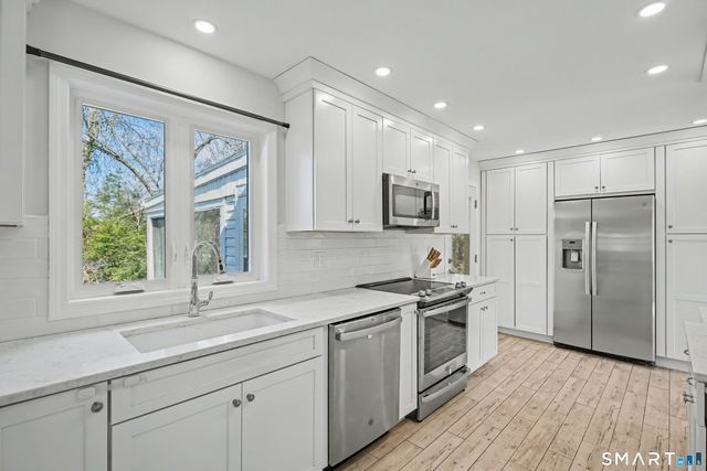26 Sprucewood Road, Watertown, CT 06795