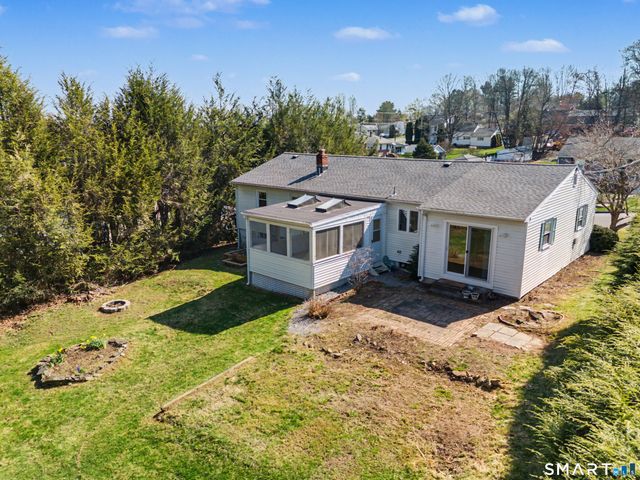26 Sprucewood Road, Watertown, CT 06795