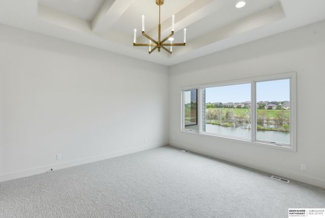 10202 S 117th Street, Papillion, NE 68046