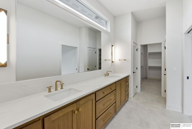 10202 S 117th Street, Papillion, NE 68046