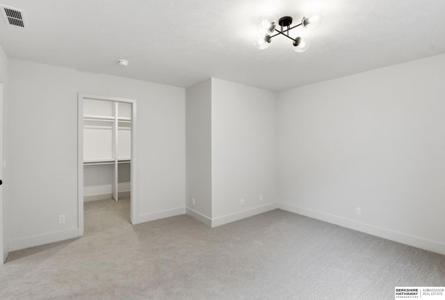 10202 S 117th Street, Papillion, NE 68046