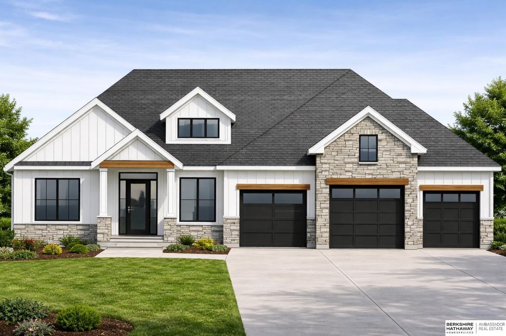 10202 S 117th Street, Papillion, NE 68046