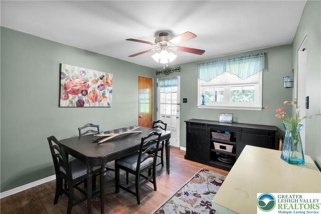1124 Beverly Avenue, Bethlehem City, PA 18018