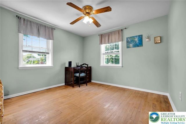 1124 Beverly Avenue, Bethlehem City, PA 18018