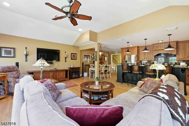 144 Stephens State Park Rd, Mount Olive Twp., NJ 07828