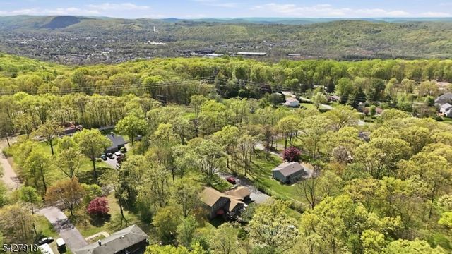144 Stephens State Park Rd, Mount Olive Twp., NJ 07828