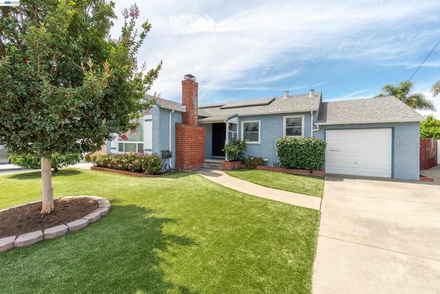 15209 Farnsworth St, San Leandro, CA 94579