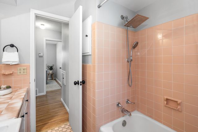 6211 Thomas Avenue S, Richfield, MN 55423