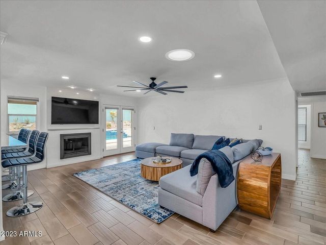 3351 E LAS ROCAS Drive, Phoenix, AZ 85028