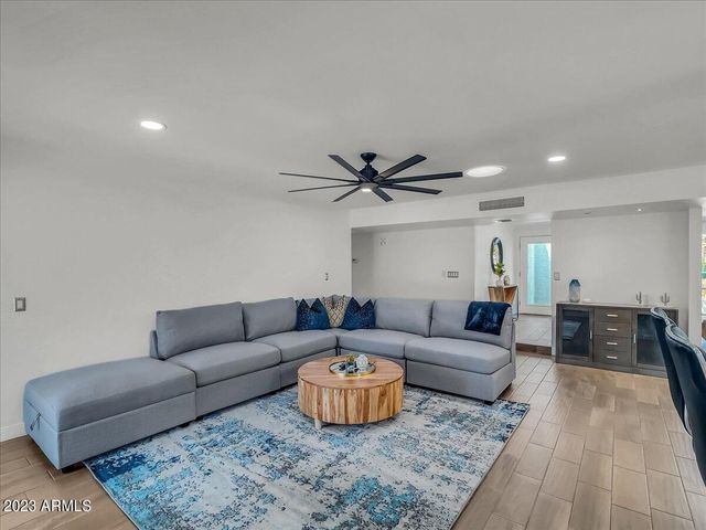 3351 E LAS ROCAS Drive, Phoenix, AZ 85028