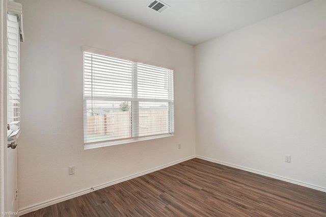 209 Majestic Cedar DR, Liberty Hill, TX 78642